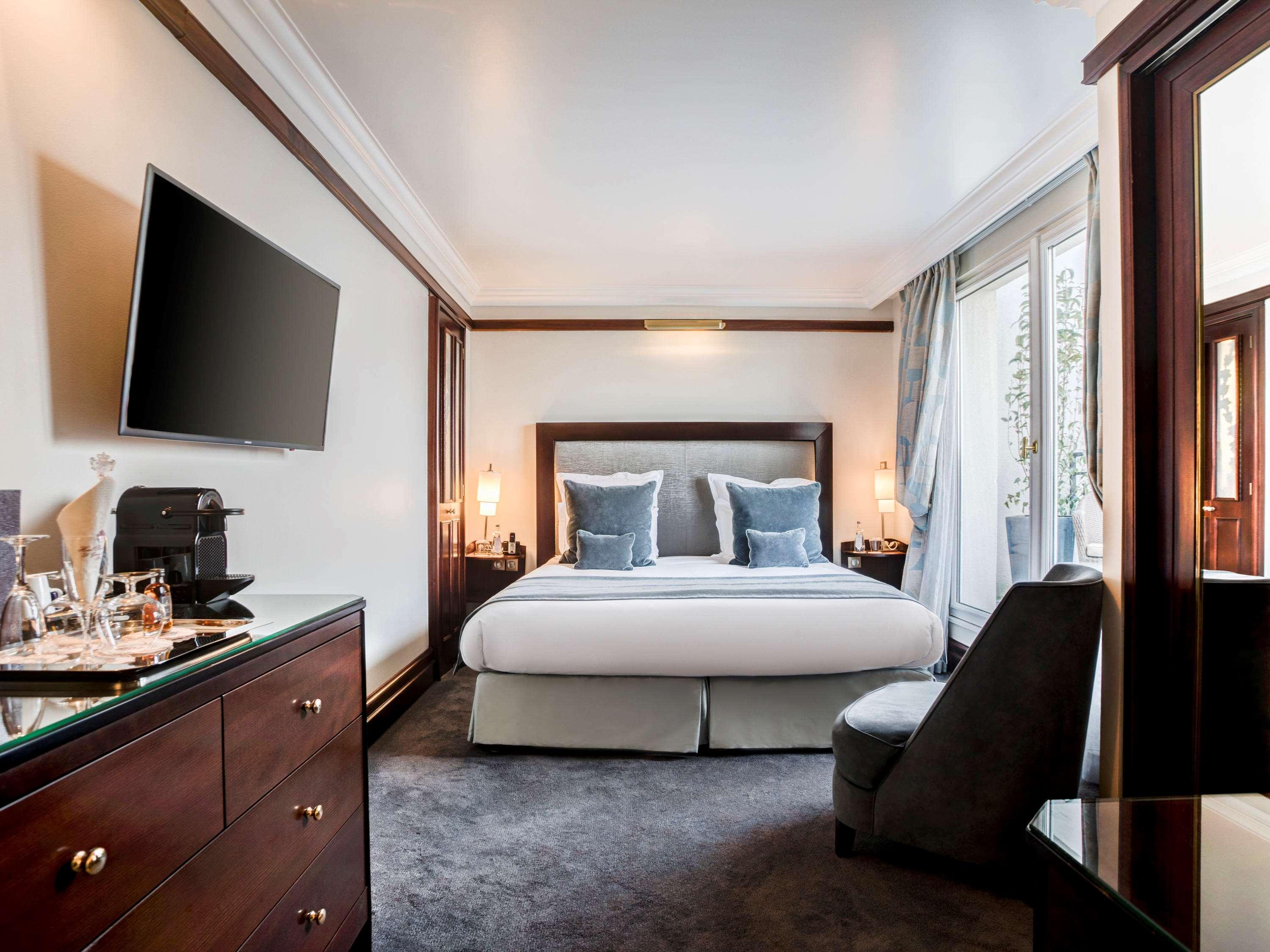 Hotel Pont Royal Paris Exterior foto A room at the hotel